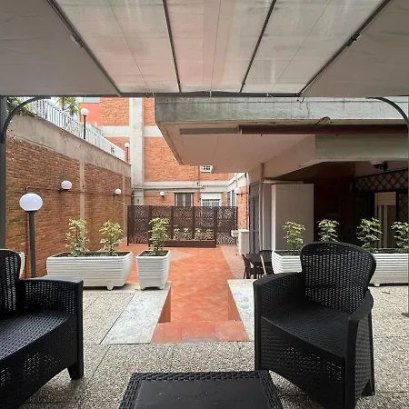 Apartman Grazia S Elegant Haven With Terrace Róma