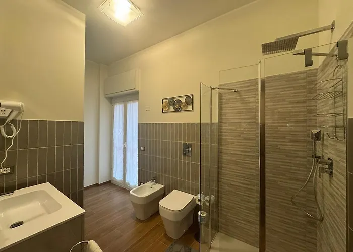Grazia S Elegant Haven With Terrace 아파트